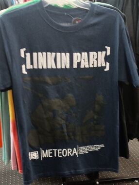 Meteora Graphic T‑Shirt - Navy Blue